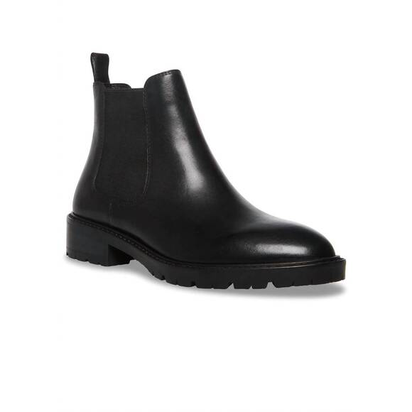 STEVE MADDEN Shoes - NEW STEVE MADDEN women's leopold chelsea leather booties in black